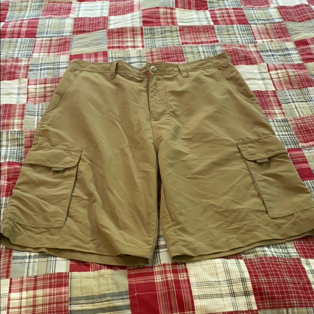 Quicksilver men’s cargo shorts